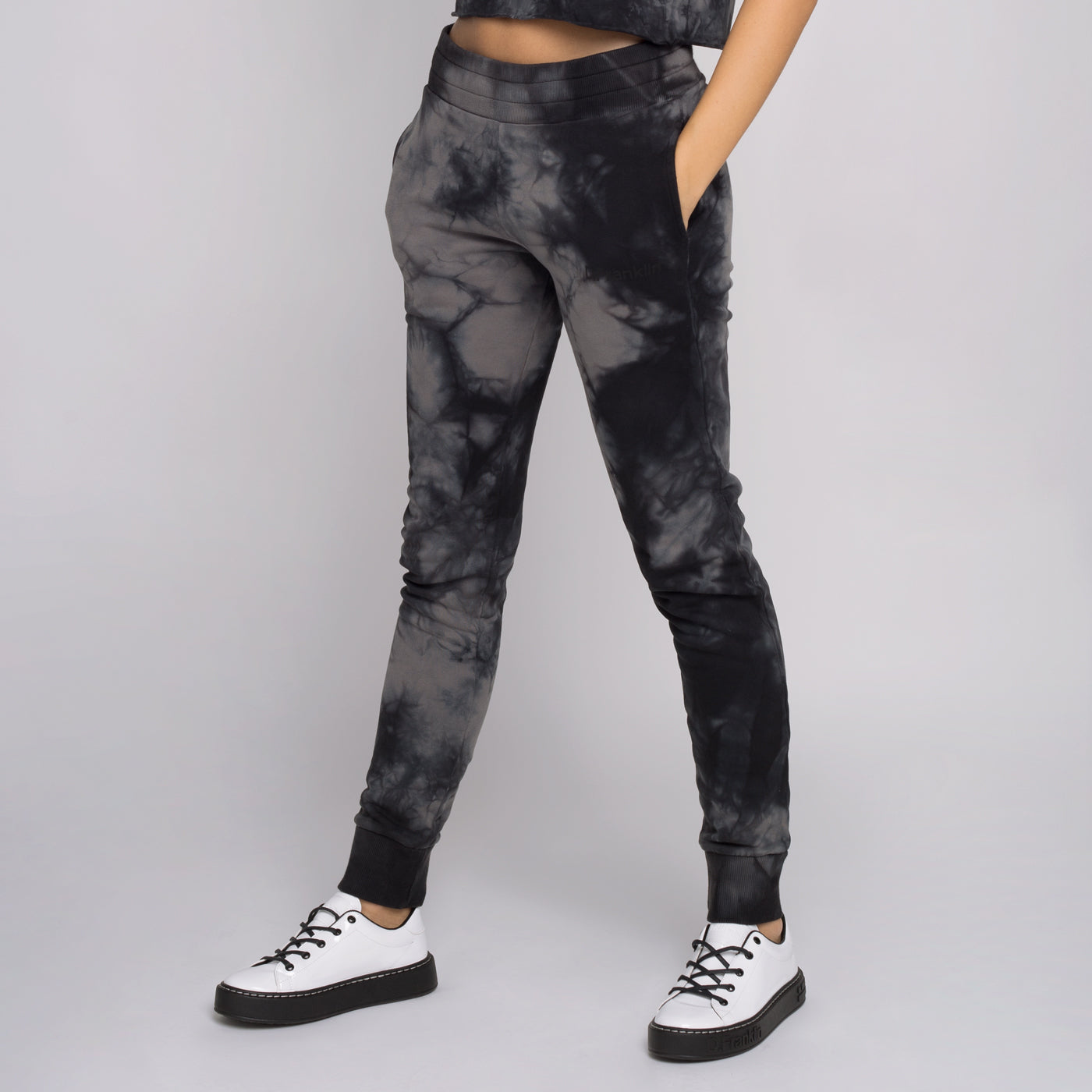 Black tie dye outlet joggers